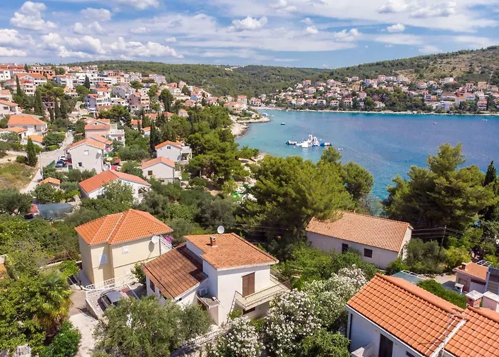 بيت للعطل House Blanka *