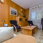 House Blanka Semesterbostad *